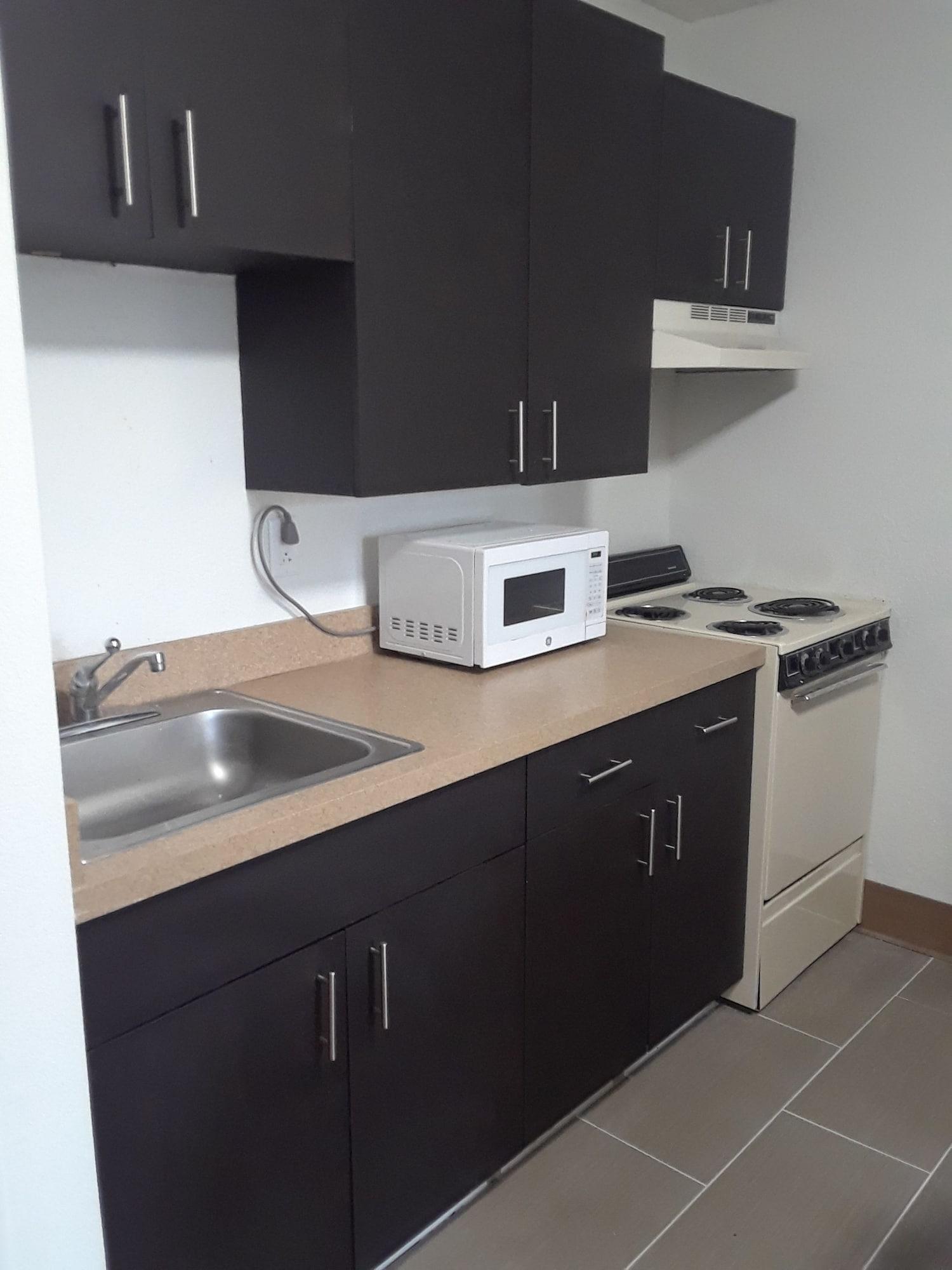 Welcome Suites Hazelwood Extended Stay Hotel Экстерьер фото