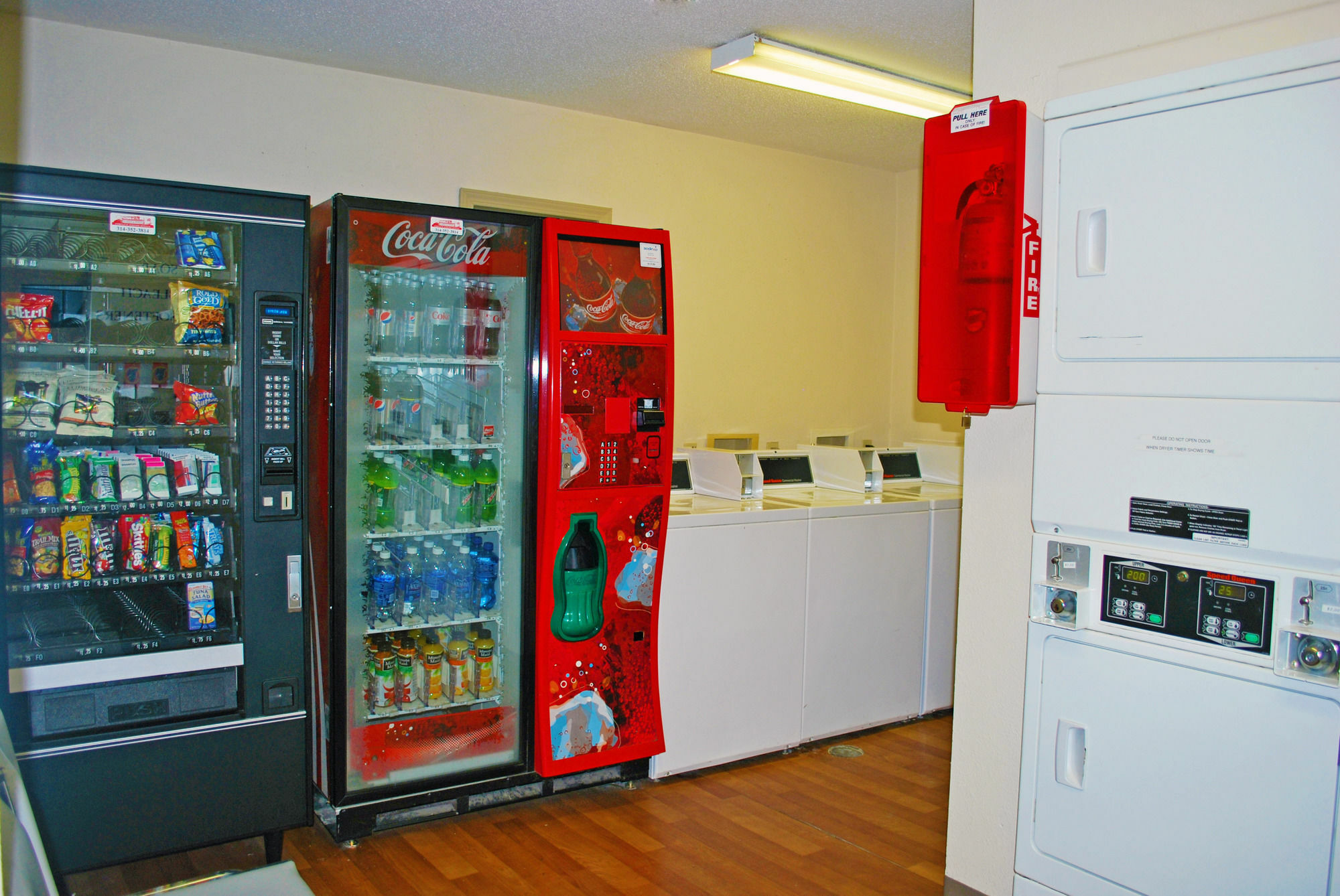 Welcome Suites Hazelwood Extended Stay Hotel Экстерьер фото